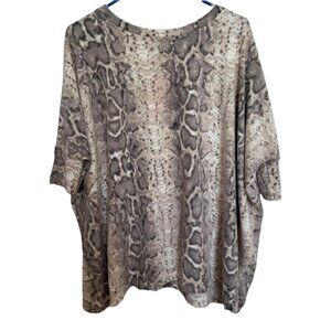 Cherish Women’s Sweater Top oversized‎ Desert Days Snake Skin Print Size Small